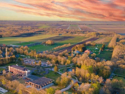 Fletcher Familiehotel De Hunzebergen