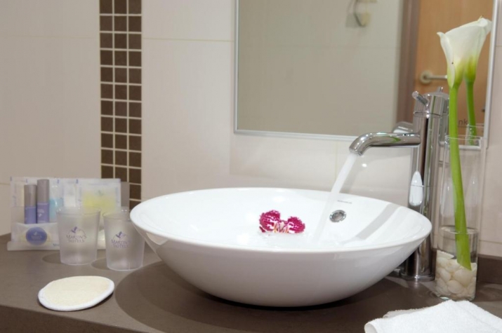 Martin's Château du Lac