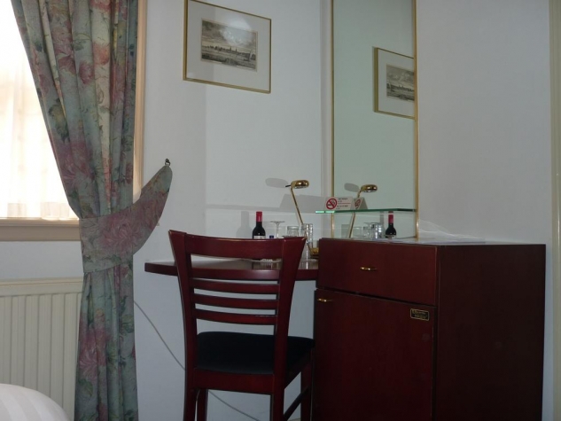 Hotel-Restaurant in den Verdwaalde Koogel