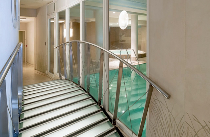 Beach Palace Hotel