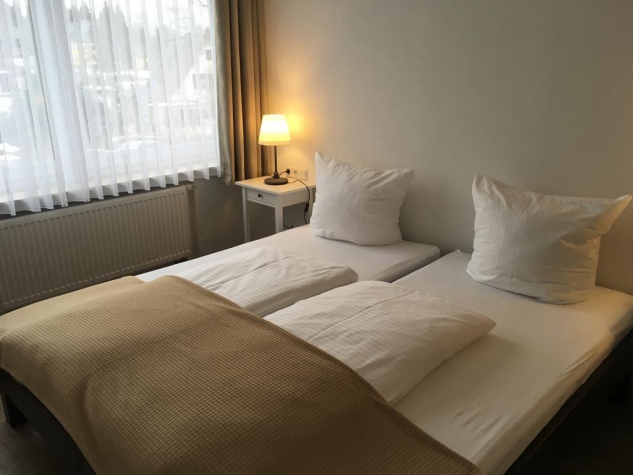 Hotel-Pension Zum Paradies