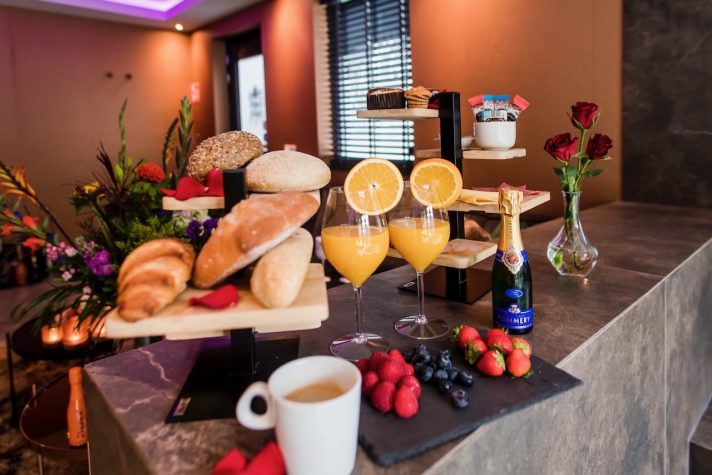 Luxexcellent Wellness B&B