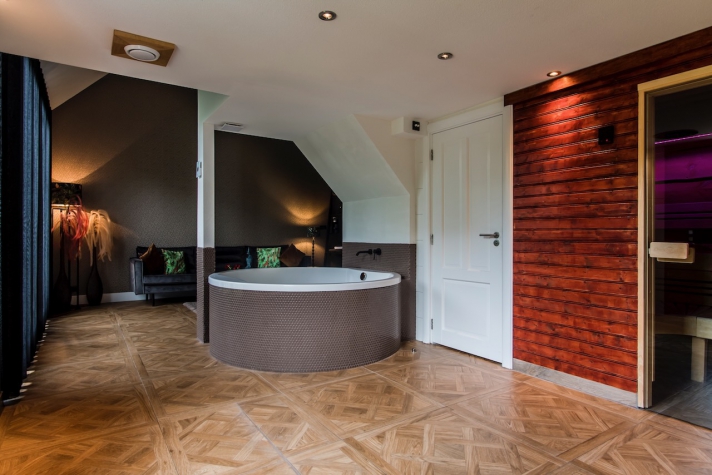 Luxexcellent Wellness B&B