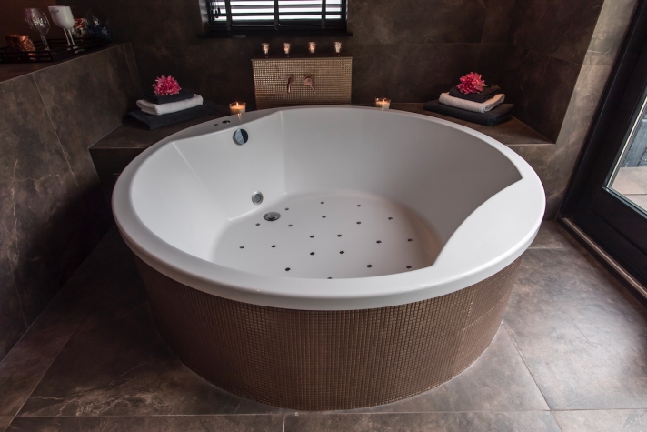 Luxexcellent Wellness B&B