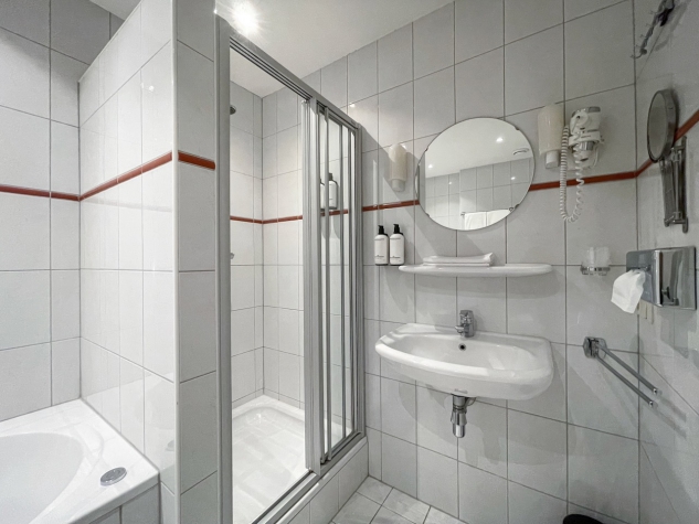 De Zon Hotel & Restaurant by Flow