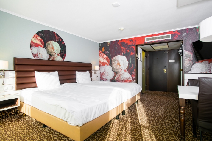 Golden Tulip Hotel Central