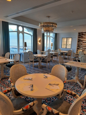 Beach Palace Hotel